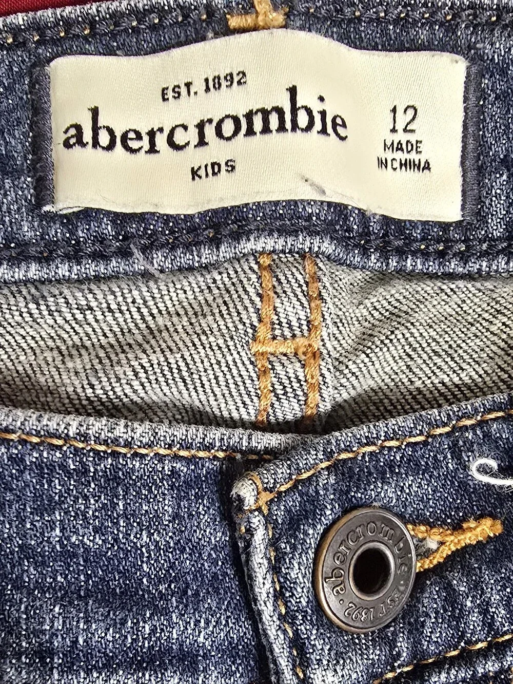Girl's art class Blouse And Abercrombie Blue Flare Jeanl